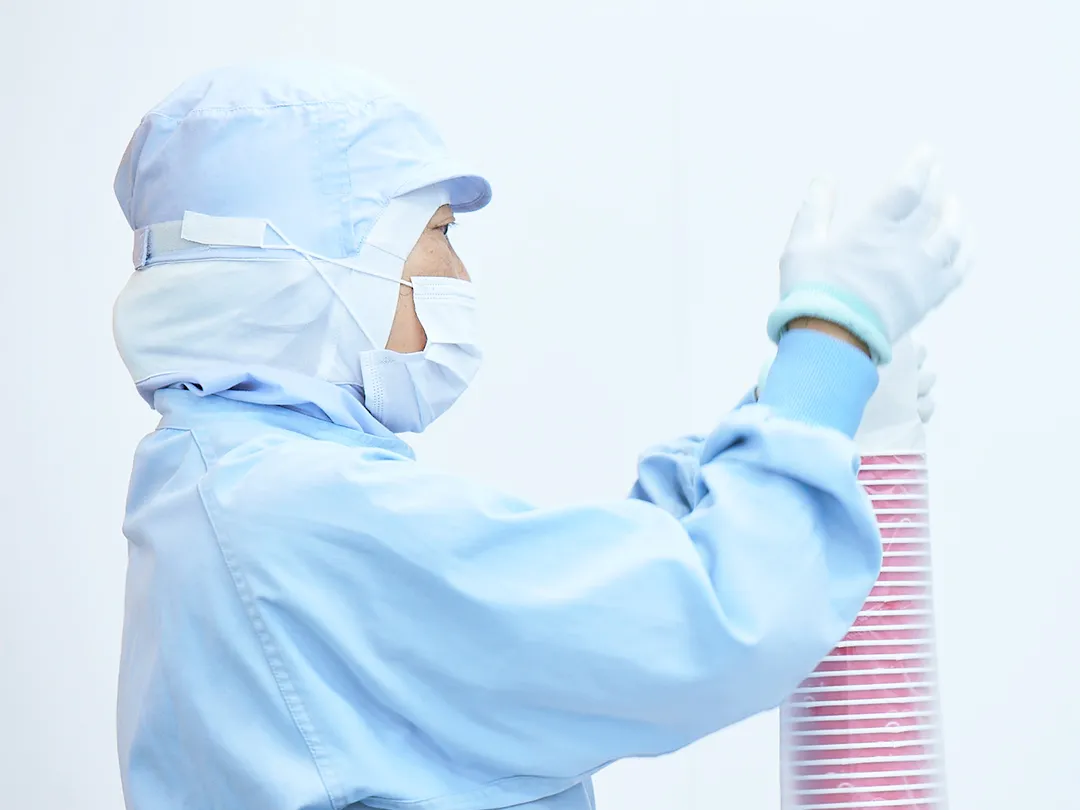 医療関係や飲食品系の容器類全般での衛生面にも対応した35年の実績